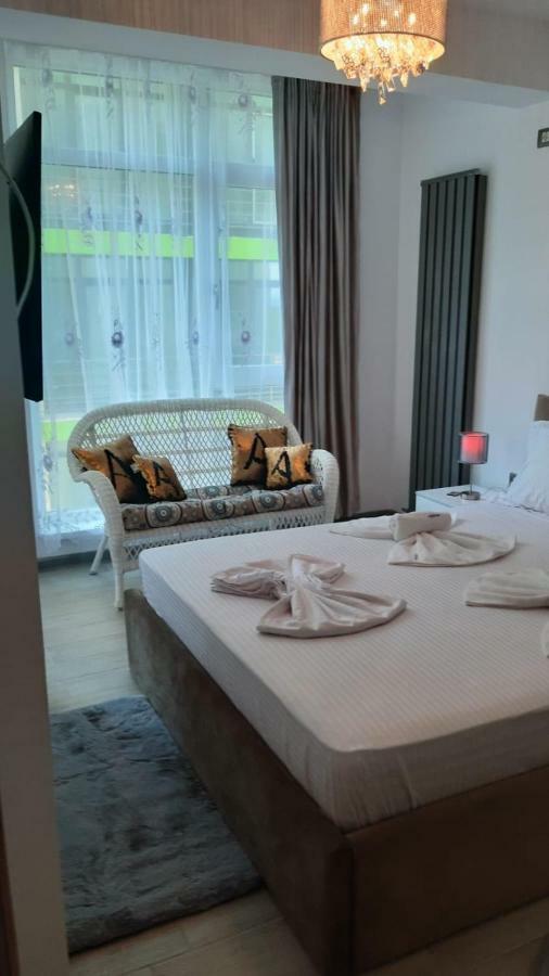 Antonia Alezzi Beach Resort Нэводари Экстерьер фото