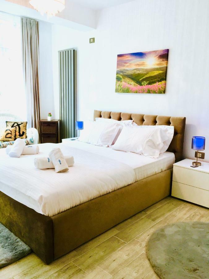 Antonia Alezzi Beach Resort Нэводари Экстерьер фото